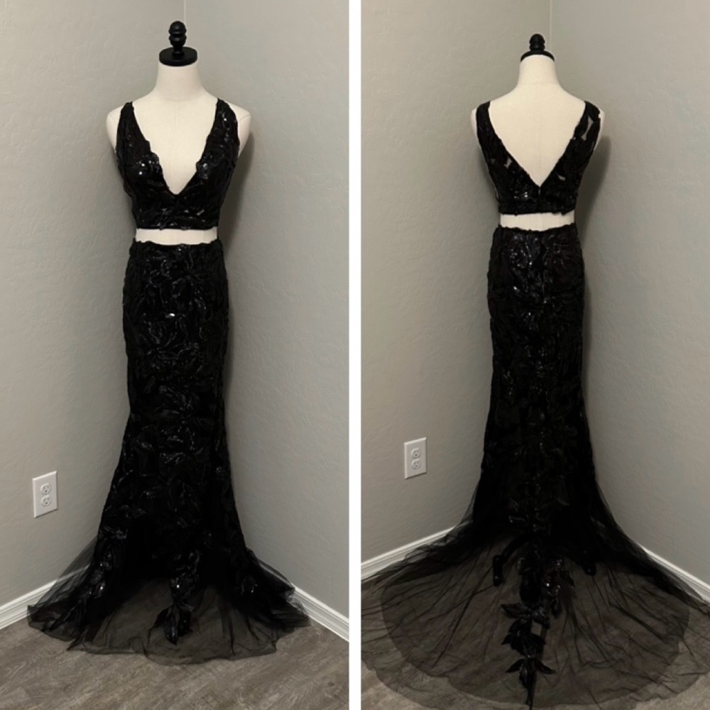 NEW JOVANI SZ 6 BLACK TWO PIECE ILLUSION SEQUIN TULLE FORMAL EVENING GOWN - Picture 3 of 14